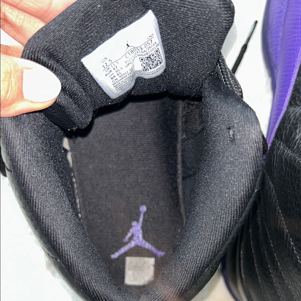 Jordan 12 Retro Men’s Size 12.5 - Picture 10 of 11